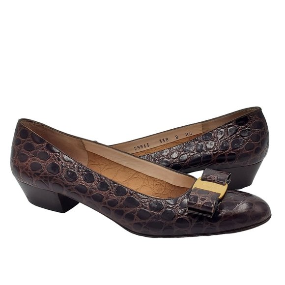 Salvatore Ferragamo Women 8 Brown Crocodile Embossed Leather Dress Vara Bow Heel - Picture 6 of 14